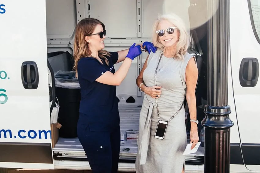 Hydration Room Nurse Giving Patient Vitamin Injection